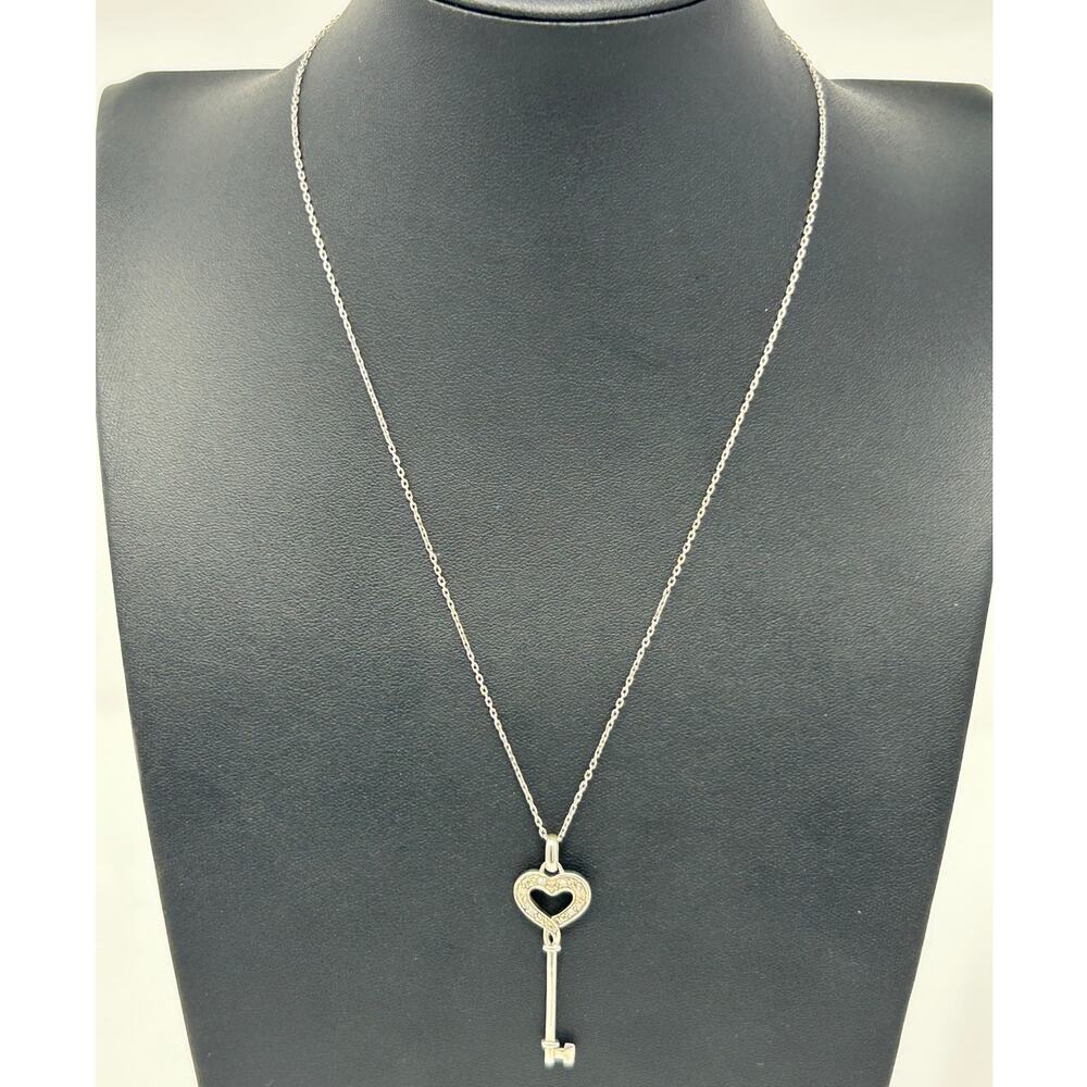 NWT 925 Silver Heart Key Pendant with Diamond Accents